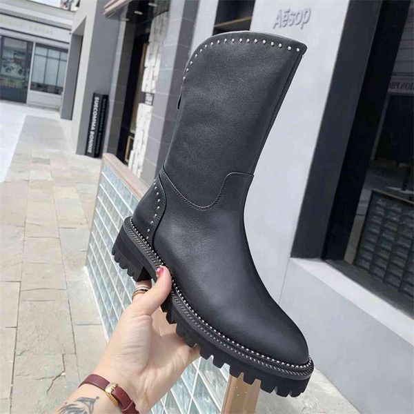 boots winter women shoes ankle motorcycle black genuine leather with rivet ladies zipper back zapatos de mujer
boots winter women shoes ankle motorcycle black genuine leather with rivet ladies zipper back zapatos de mujer
