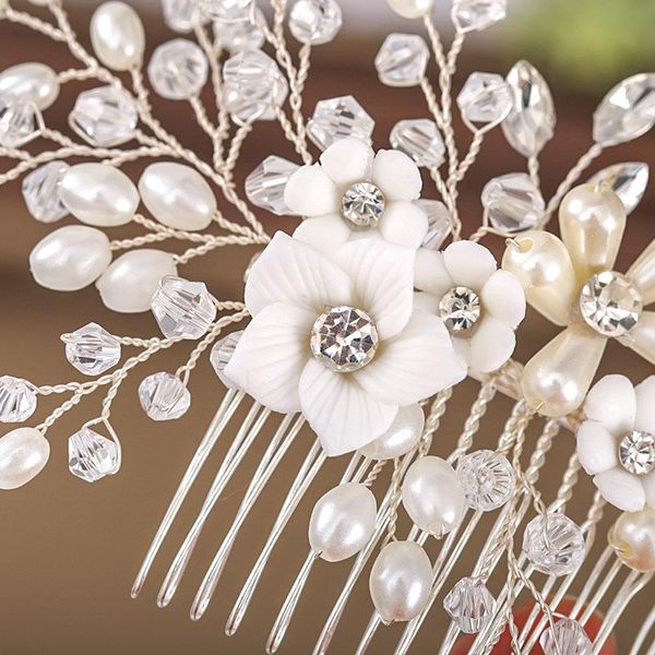 hair clips & barrettes simple and generous white flower comb bridal accessories pearl rhinestone ladies wedding dress jewelry tiaras maea99, Golden;silver
hair clips & barrettes simple and generous white flower comb bridal accessories pearl rhinestone ladies wedding dress jewelry tiaras maea99, Golden;silver