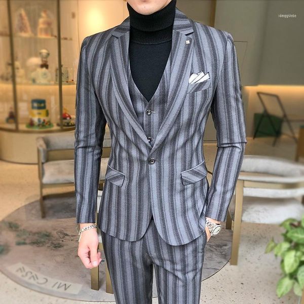 men's suits & blazers style for autumn and winter suit. suit, korean wedding dress,3 piece men, mens suit(+ vest pants)1, White;black
men's suits & blazers style for autumn and winter suit. suit, korean wedding dress,3 piece men, mens suit(+ vest pants)1, White;black