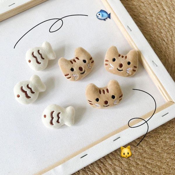 cat toys pet funny design toy catnip cookie pillow interactive soft plush chew for dogs playing supplies
cat toys pet funny design toy catnip cookie pillow interactive soft plush chew for dogs playing supplies