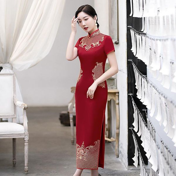 ethnic clothing classic women embroidery satin solid cheongsam slim long qipao mandarin collar rim vestidos high split evening party dr, Red
ethnic clothing classic women embroidery satin solid cheongsam slim long qipao mandarin collar rim vestidos high split evening party dr, Red