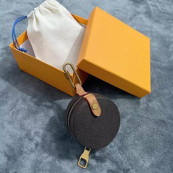 wholesale womens fashion keychain wallet designer handmade leather key chains holder men letter keychains women luxury coin purse acc withou, Silver
wholesale womens fashion keychain wallet designer handmade leather key chains holder men letter keychains women luxury coin purse acc withou, Silver