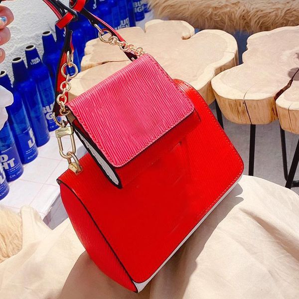 womens handbags purse 2pcs set v lock flap bag twist shoulder chain crossbody multi pochette cross body bags pouch lady tote
womens handbags purse 2pcs set v lock flap bag twist shoulder chain crossbody multi pochette cross body bags pouch lady tote