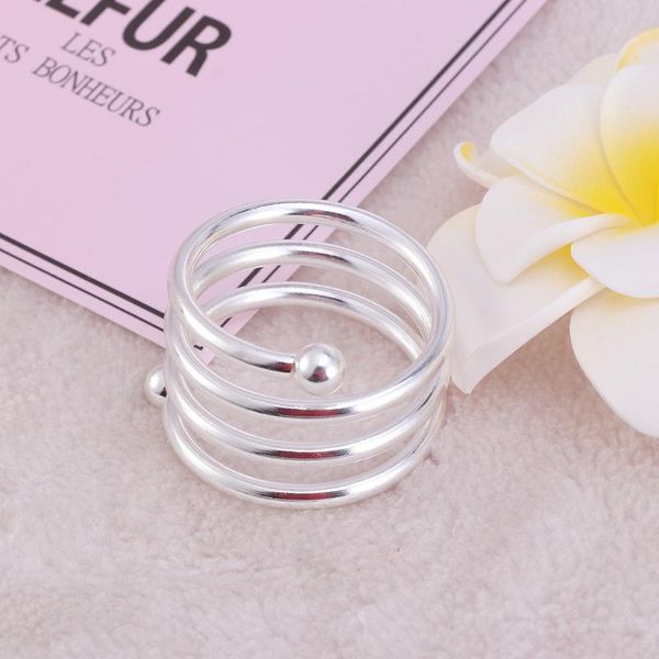 decorative napkin ring spring type metal holder wedding party dinner table decor (silver) rings
decorative napkin ring spring type metal holder wedding party dinner table decor (silver) rings