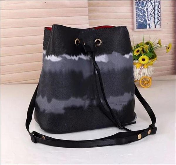 2022 women's fashion bucket bags genuine leather shoulder bag classic design crossbody neonoe bags lady handbags dust bag
2022 women's fashion bucket bags genuine leather shoulder bag classic design crossbody neonoe bags lady handbags dust bag