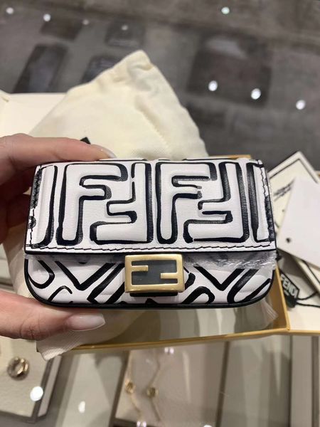 handbag branded crossbody mini luxurys bags designer tote bag shoulder_bag fend california sky cartoon black and white double mouth red e
handbag branded crossbody mini luxurys bags designer tote bag shoulder_bag fend california sky cartoon black and white double mouth red e