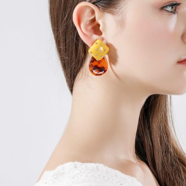 stud 2021 korea fashion acrylic geometric square rivet earrings simple vintage creative for women winter jewelry, Golden;silver
stud 2021 korea fashion acrylic geometric square rivet earrings simple vintage creative for women winter jewelry, Golden;silver