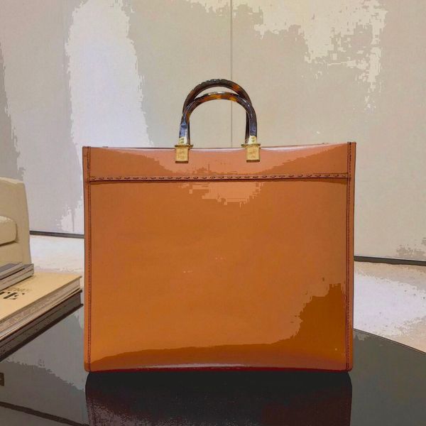 luxury design brown designers handbags shopping tote leather material large capacity messenger package classic style school bag
luxury design brown designers handbags shopping tote leather material large capacity messenger package classic style school bag