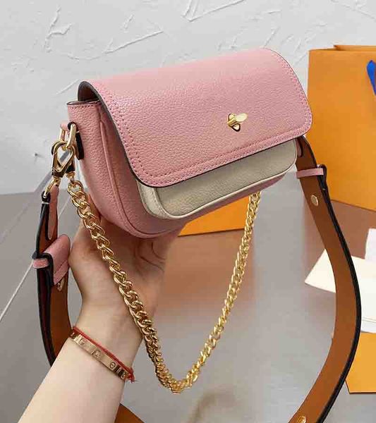 designers mini saddle bag luxurys chain shoulder bags with fashion hardware women handbag
designers mini saddle bag luxurys chain shoulder bags with fashion hardware women handbag