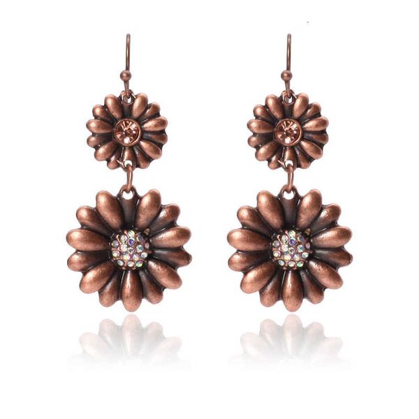earring beautiful ethnic storm simmea plant flowers simple versatile earrings hy-7223-1, Golden
earring beautiful ethnic storm simmea plant flowers simple versatile earrings hy-7223-1, Golden