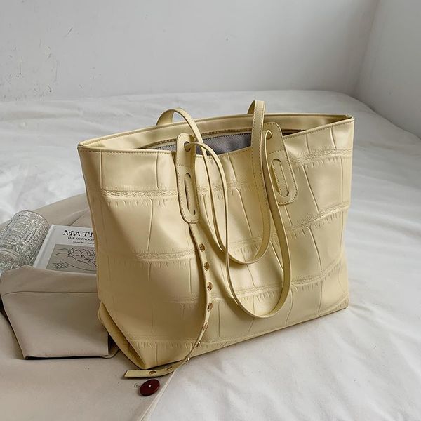evening bags veryme 2021 large-capacity handbags for women pu leather luxury designer shoulder crossbody lady shopper tote
evening bags veryme 2021 large-capacity handbags for women pu leather luxury designer shoulder crossbody lady shopper tote