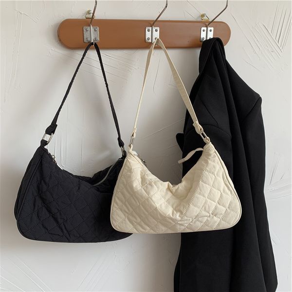 xiaoxiangfeng lingge embroidered female 2021 korean minority underarm bag ins texture stick single shoulder hand
xiaoxiangfeng lingge embroidered female 2021 korean minority underarm bag ins texture stick single shoulder hand