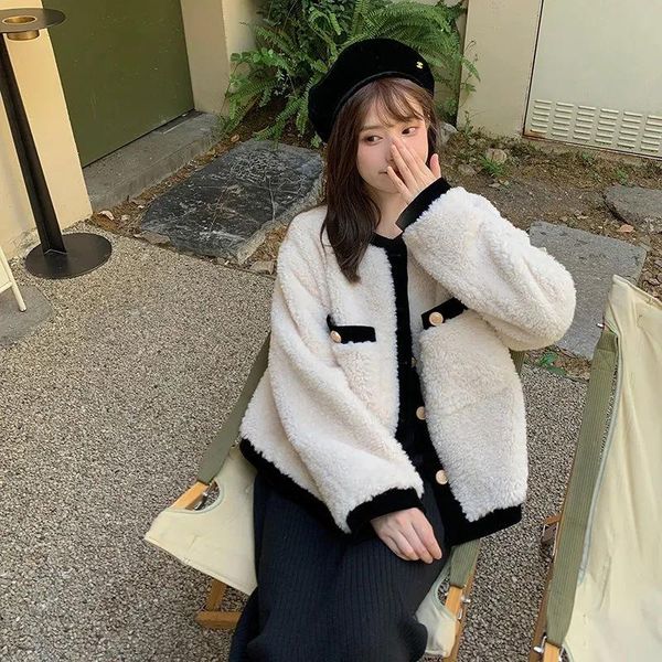 women's fur & faux streetwear lamb coat women korean fashion round neck single breasted cropped jacket elegant lambswool plush outerwea, Black
women's fur & faux streetwear lamb coat women korean fashion round neck single breasted cropped jacket elegant lambswool plush outerwea, Black