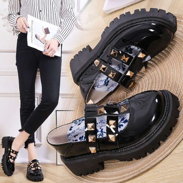 casual shoes spring and summer new patent leather rivet muffin thick bottom heel round head shallow mouth can step on mary jane shoes, Black
casual shoes spring and summer new patent leather rivet muffin thick bottom heel round head shallow mouth can step on mary jane shoes, Black