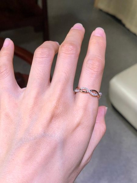 cluster rings 18k rose and white gold twist design wedding band with natural brilliant cut diamonds, Golden;silver
cluster rings 18k rose and white gold twist design wedding band with natural brilliant cut diamonds, Golden;silver