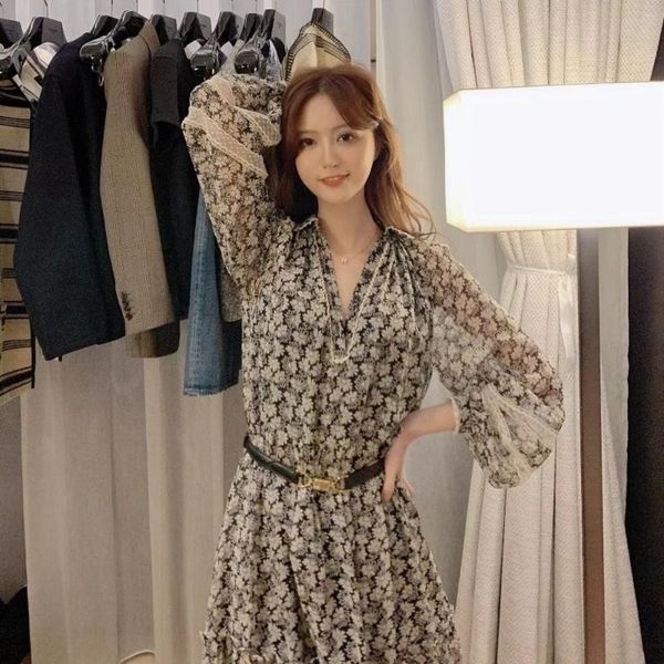 early spring 2021 celi * e daisy print chiffon temperament commuter loose dress casual dresses, Black;gray
early spring 2021 celi * e daisy print chiffon temperament commuter loose dress casual dresses, Black;gray