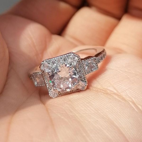 wedding rings uilz luxury cubic zirconia for women silver color exquisite square crystal france party bride jewelry, Slivery;golden
wedding rings uilz luxury cubic zirconia for women silver color exquisite square crystal france party bride jewelry, Slivery;golden