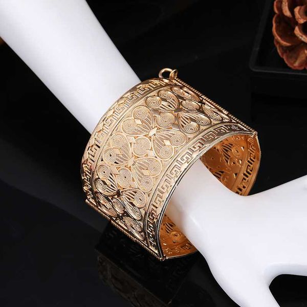 bangle algeria metal bracelet women's wedding dress caftan ornamental flowers finely carved wide jewelry, Black
bangle algeria metal bracelet women's wedding dress caftan ornamental flowers finely carved wide jewelry, Black
