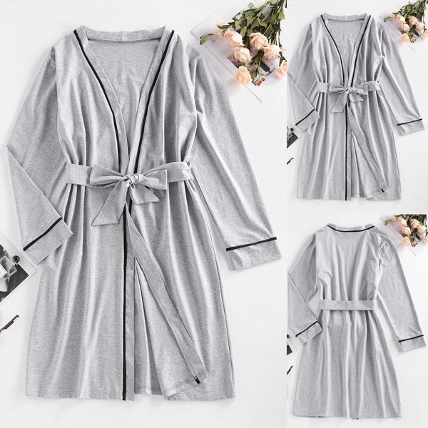 women's sleepwear chinese bride wedding robe satin women long sleeve pure color nightdress home wear thin nightgown/bathrobes, Black;red
women's sleepwear chinese bride wedding robe satin women long sleeve pure color nightdress home wear thin nightgown/bathrobes, Black;red