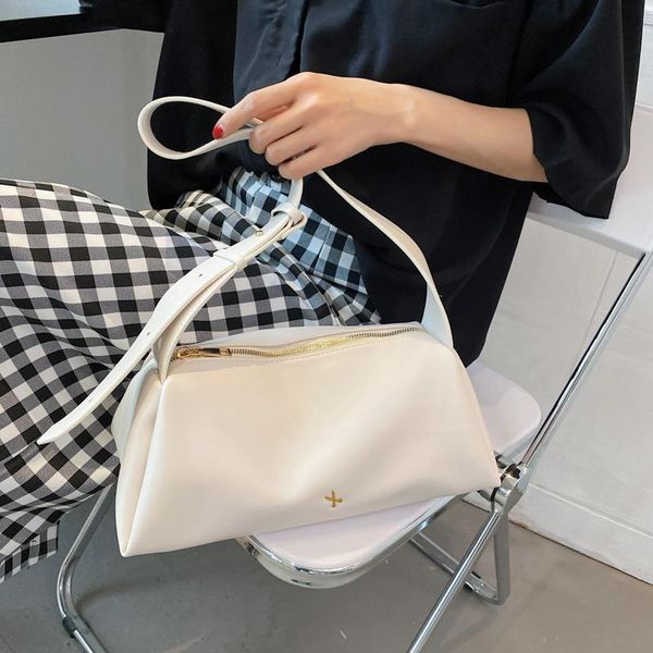 evening bags high-quality ladies fashion and small in summer2021 women's personality commuter one-shoulder messenger bag
evening bags high-quality ladies fashion and small in summer2021 women's personality commuter one-shoulder messenger bag