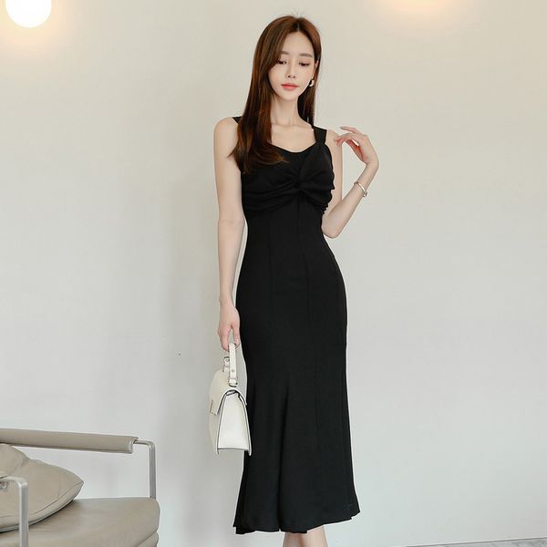 arrival fashion party elegant girly summer temperament plain black mermaid midi dress, Black;gray
arrival fashion party elegant girly summer temperament plain black mermaid midi dress, Black;gray