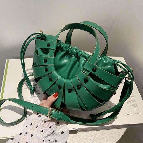 semicircle dign pu leather flower basket crossbody shoulder bags for women 2021 spring branded handbags and purs
semicircle dign pu leather flower basket crossbody shoulder bags for women 2021 spring branded handbags and purs