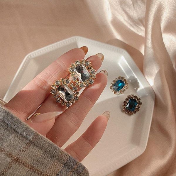wholesale korean vintage square blue crystal stud earrings for women girls fashion party pendientes jewelry, Golden;silver
wholesale korean vintage square blue crystal stud earrings for women girls fashion party pendientes jewelry, Golden;silver