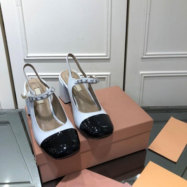 dress shoes summer fashion 2021 designer pearl color matching high heels ladies size 35-39 dust bag (with box), Black
dress shoes summer fashion 2021 designer pearl color matching high heels ladies size 35-39 dust bag (with box), Black