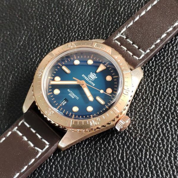 first bronze diving watch 200m cusn men's mechanical watches sapphire crystal nh35 automatic men wristwatches, Slivery;brown
first bronze diving watch 200m cusn men's mechanical watches sapphire crystal nh35 automatic men wristwatches, Slivery;brown