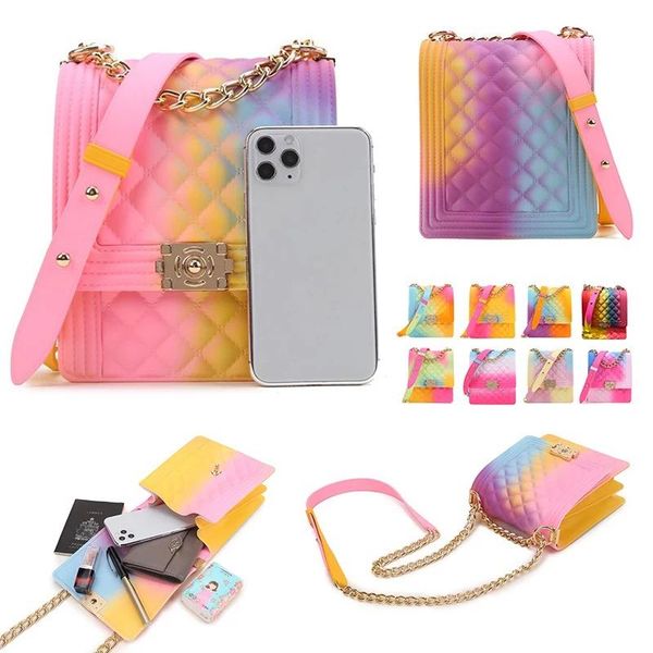 2021 new rainbow color graffiti printed rhombic chain small square bag vertical color pvc jelly bag chain crossbody
2021 new rainbow color graffiti printed rhombic chain small square bag vertical color pvc jelly bag chain crossbody