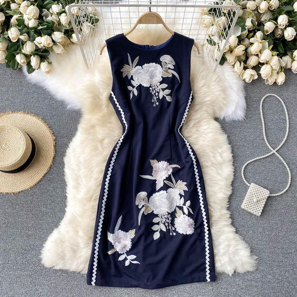 casual dresses 2021 summer retro style elegant women's sleeveless floral embroidery party dress female vestido, Black;gray
casual dresses 2021 summer retro style elegant women's sleeveless floral embroidery party dress female vestido, Black;gray