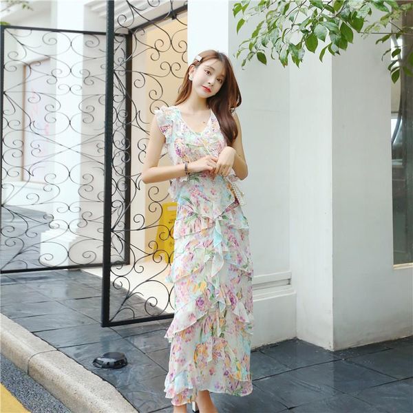 casual dresses women sleeveless v neck ladies autumn cascading ruffle print chiffon dress vestidos high-end elegant evening party, Black;gray
casual dresses women sleeveless v neck ladies autumn cascading ruffle print chiffon dress vestidos high-end elegant evening party, Black;gray