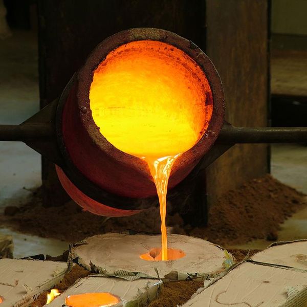 professional hand tool sets graphite crucible 1.2/1.5 kg furnace torch metal melting refining crucibles casting cup for gold silver coppers
professional hand tool sets graphite crucible 1.2/1.5 kg furnace torch metal melting refining crucibles casting cup for gold silver coppers