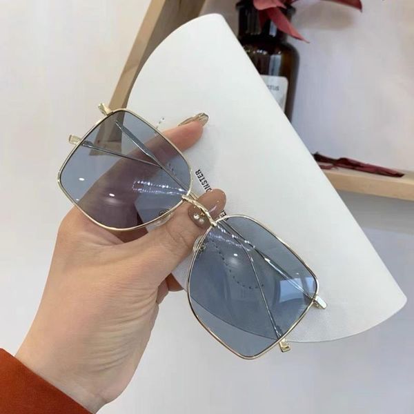 sunglasses 2021 men women oversize brand designer square metal frame eyeglasses classic pilot mirror eyewear goggle, White;black
sunglasses 2021 men women oversize brand designer square metal frame eyeglasses classic pilot mirror eyewear goggle, White;black