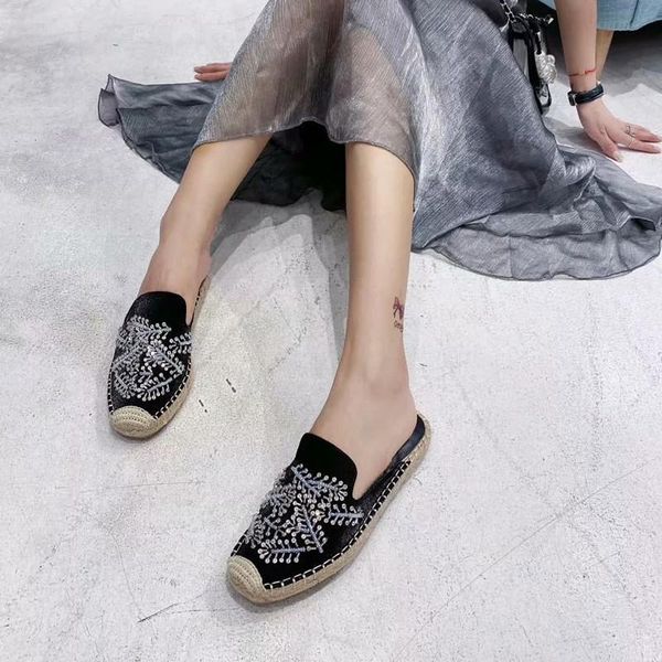 slippers women slides flat chain bead decor straw knitting sole female shoes slipper outdoor casual breathable, Black
slippers women slides flat chain bead decor straw knitting sole female shoes slipper outdoor casual breathable, Black
