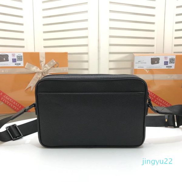 2021 women men's simple and comfortable backpack tote bag classic fashion mailbags. one shoulder bag. handbag purse wallet good quality
2021 women men's simple and comfortable backpack tote bag classic fashion mailbags. one shoulder bag. handbag purse wallet good quality