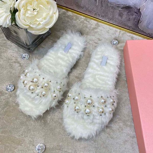 female designer shoes fur slippers furry slippers high mink plush pearl collocation shows luxurious temperament bring box send socks, Black
female designer shoes fur slippers furry slippers high mink plush pearl collocation shows luxurious temperament bring box send socks, Black