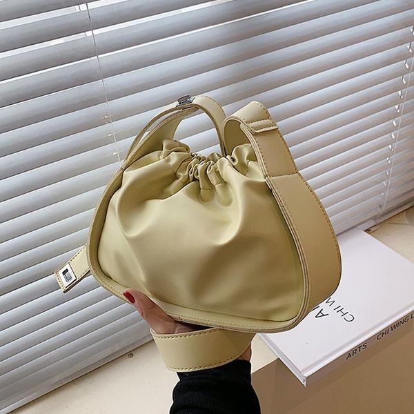 totes pu leather messenger bag fashion trend women's brand shopping tote mobile phone lipstick coin purse
totes pu leather messenger bag fashion trend women's brand shopping tote mobile phone lipstick coin purse