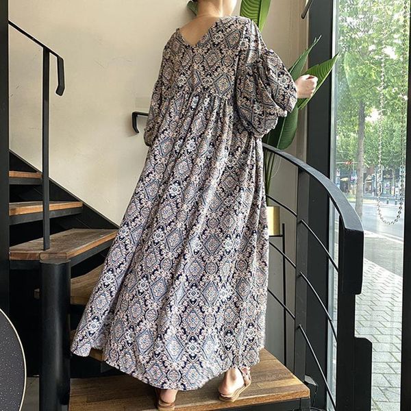 party dresses chiffon plus size vintage print for women casual loose maxi long summer woman dress elegant clothes, White;black
party dresses chiffon plus size vintage print for women casual loose maxi long summer woman dress elegant clothes, White;black