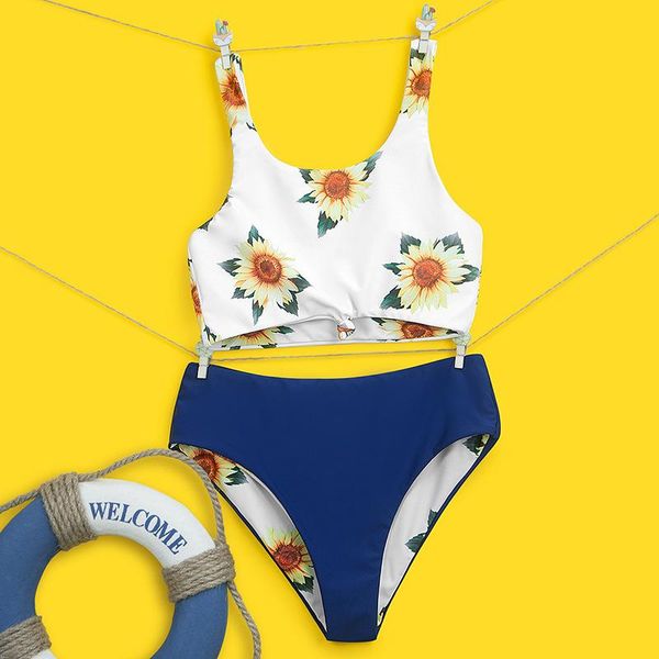 summer swimwear bikinis set fashion printing girls' two-piece swimsuit bikini girl child one-piece suits
summer swimwear bikinis set fashion printing girls' two-piece swimsuit bikini girl child one-piece suits
