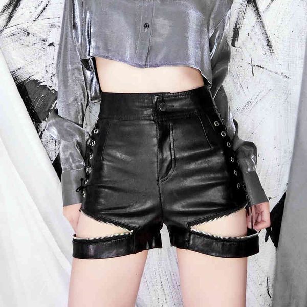 shorts pu women korean boots bandage zipper high waist casual midi female plus size black shorts leather, White;black
shorts pu women korean boots bandage zipper high waist casual midi female plus size black shorts leather, White;black