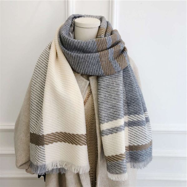 korean scarves winter cashmere thickened warm long simple geometric color matching fashion new women's neckvip, Blue;gray
korean scarves winter cashmere thickened warm long simple geometric color matching fashion new women's neckvip, Blue;gray