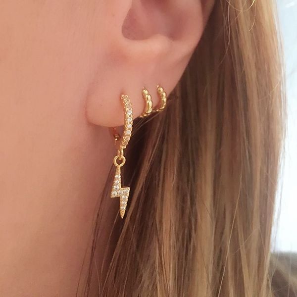 brinco fashion simple drop earrings with aaa cubic zirconia paved for lightning earring combination suit women's whole, Golden
brinco fashion simple drop earrings with aaa cubic zirconia paved for lightning earring combination suit women's whole, Golden