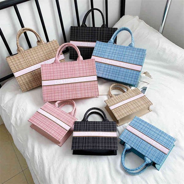 2022 factory wholesale new large capacity women's summer fashion popular single shoulder net hongzi mother ins handbag
2022 factory wholesale new large capacity women's summer fashion popular single shoulder net hongzi mother ins handbag