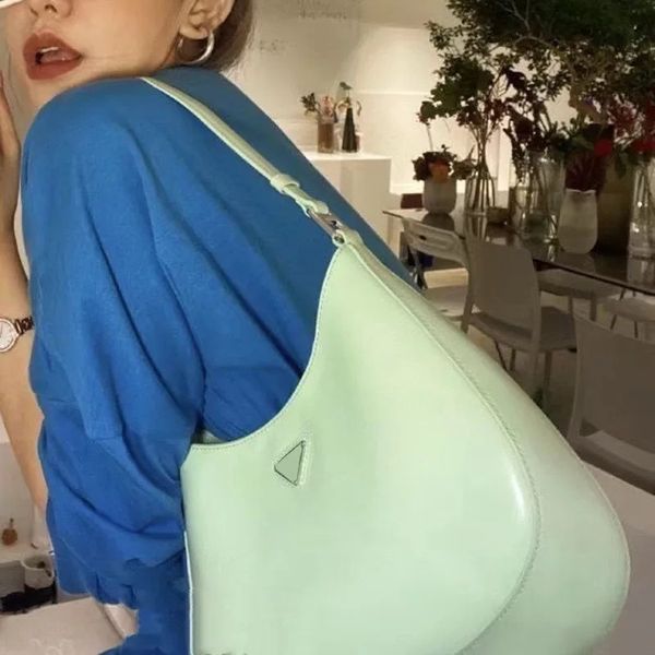 factory outlet luxury handbags and storage cleo armpit bag 2021 new p home hobo bright face leather flip one shoulder cr
factory outlet luxury handbags and storage cleo armpit bag 2021 new p home hobo bright face leather flip one shoulder cr