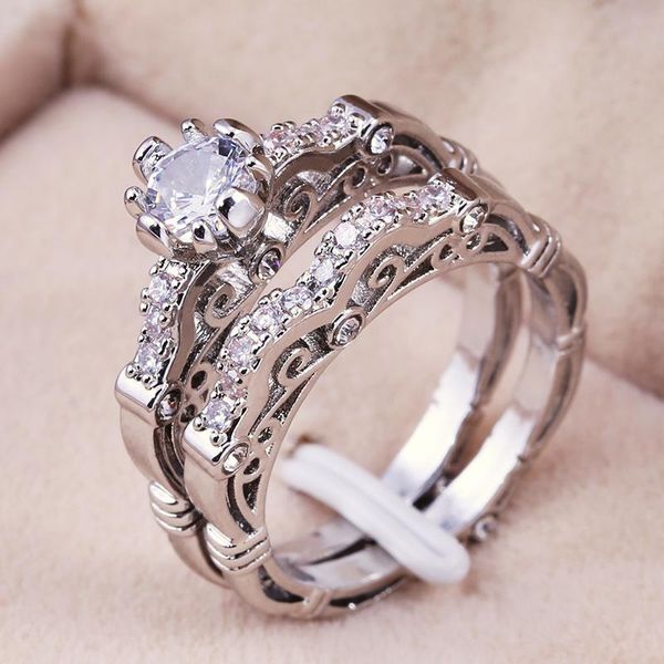 cluster rings women's ring fashion 2 in 1 two-piece suit inlaid crystal zircon retro female ladies jewelry at the prom party, Golden;silver
cluster rings women's ring fashion 2 in 1 two-piece suit inlaid crystal zircon retro female ladies jewelry at the prom party, Golden;silver