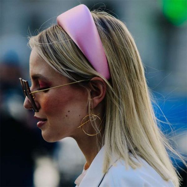 artilady fashion exaggeration sponge thickening and widening velvet hairband candy color headband accessories, Silver
artilady fashion exaggeration sponge thickening and widening velvet hairband candy color headband accessories, Silver