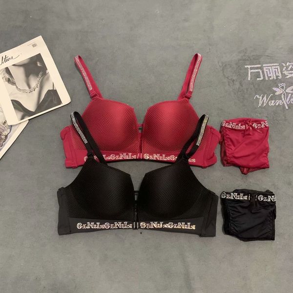 9671 special offer diamond wireless bra medium thick push up womens underwear adjusting bra set factory wholesale, Red;black
9671 special offer diamond wireless bra medium thick push up womens underwear adjusting bra set factory wholesale, Red;black