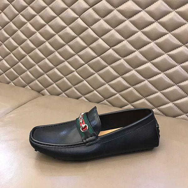 2021 fashion trend popular luxury designer casual ace sport shoes sneakers mens designer black loafers for men big size 38-44
2021 fashion trend popular luxury designer casual ace sport shoes sneakers mens designer black loafers for men big size 38-44