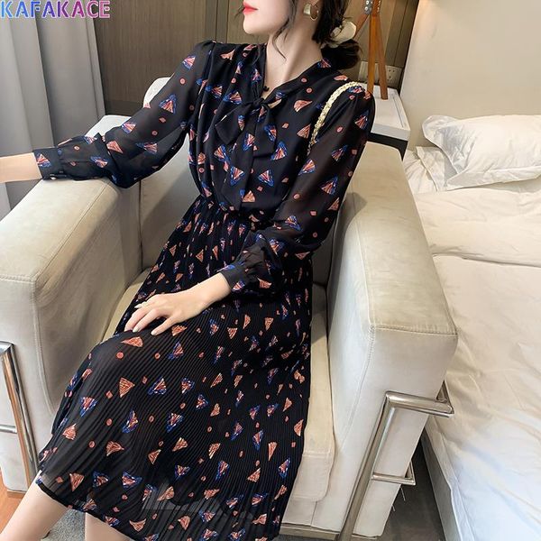 casual dresses kafakace 2021 women dress spring floral print a-line chiffon french long ruffle fashion elegant lady, Black;gray
casual dresses kafakace 2021 women dress spring floral print a-line chiffon french long ruffle fashion elegant lady, Black;gray
